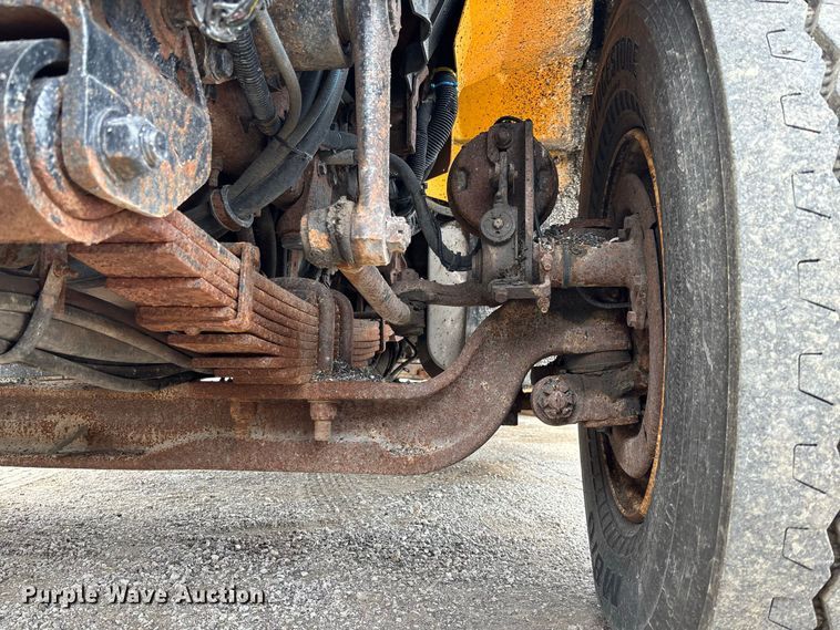 image for item DZ4649 2010 International WorkStar 7500 dump truck