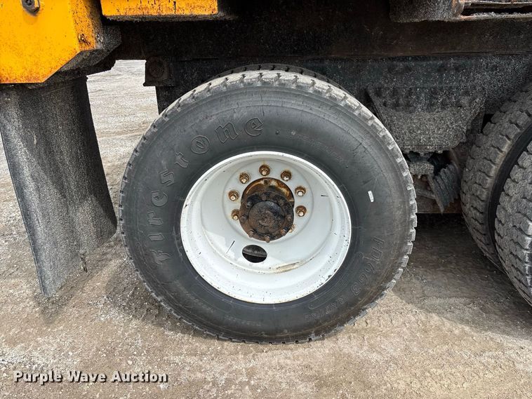image for item DZ4649 2010 International WorkStar 7500 dump truck