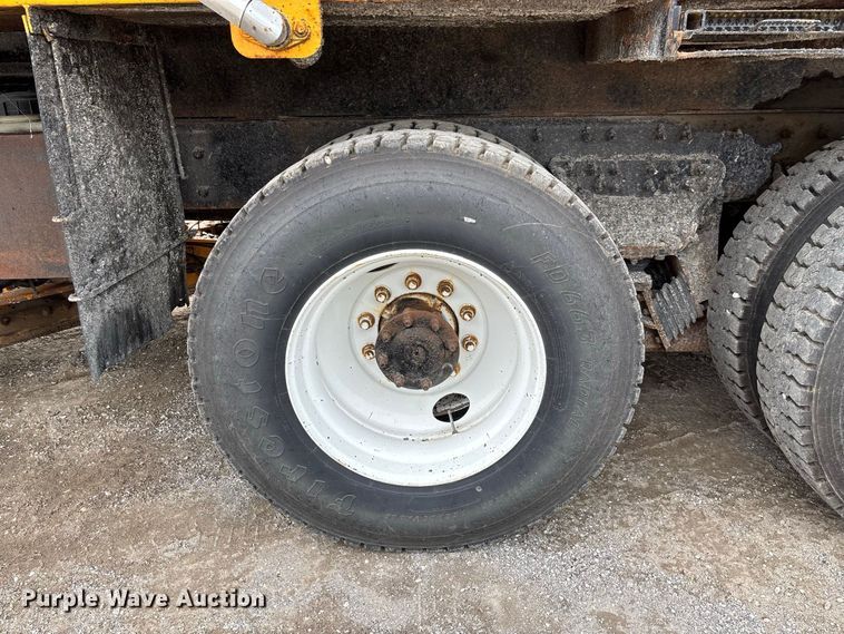 image for item DZ4649 2010 International WorkStar 7500 dump truck