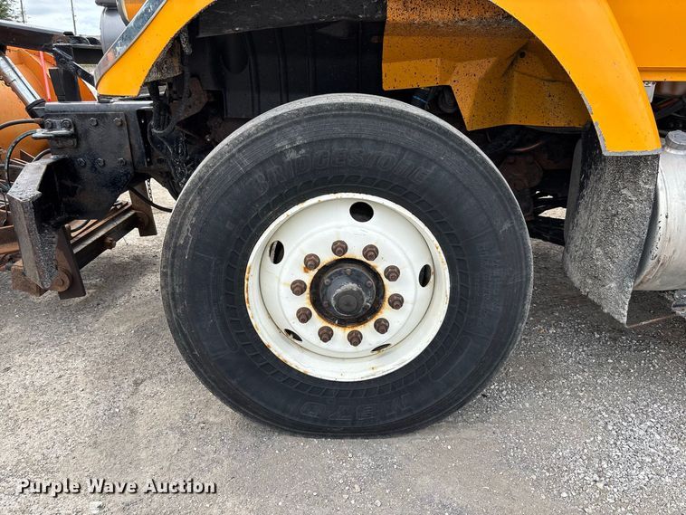 image for item DZ4649 2010 International WorkStar 7500 dump truck