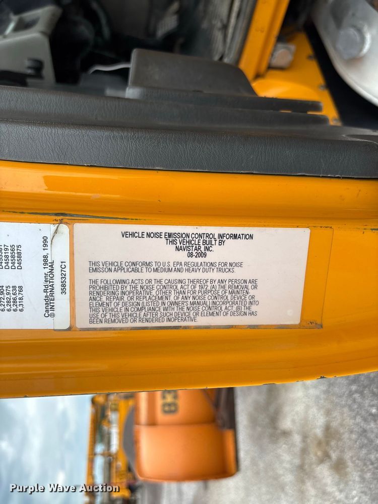 image for item DZ4649 2010 International WorkStar 7500 dump truck