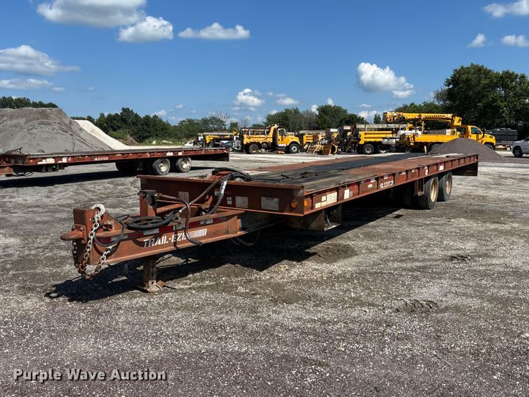 image for item DZ4650 1996 Dakota Mfg. Trail-Eze PDLX20TC31 tilt deck equipment trailer