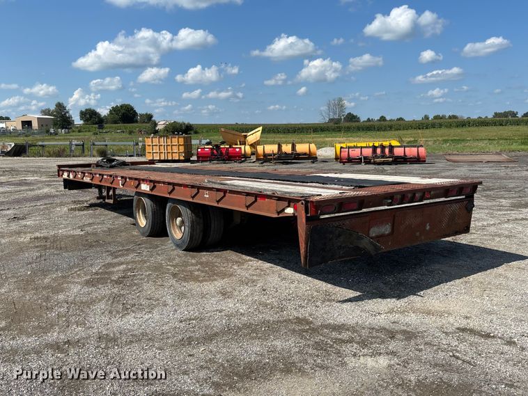 image for item DZ4650 1996 Dakota Mfg. Trail-Eze PDLX20TC31 tilt deck equipment trailer