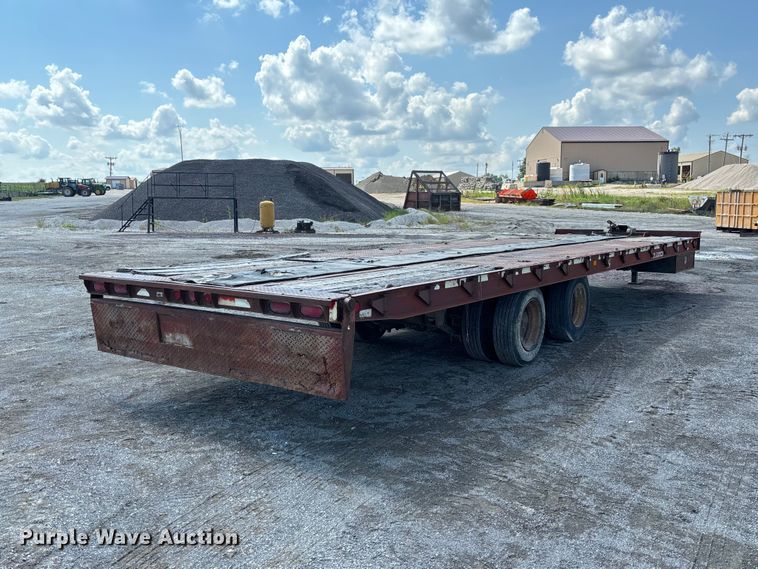 image for item DZ4651 1996 Dakota Mfg. Trail-Eze PDLX20TC31 tilt deck equipment trailer