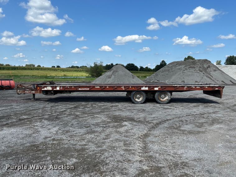 image for item DZ4651 1996 Dakota Mfg. Trail-Eze PDLX20TC31 tilt deck equipment trailer