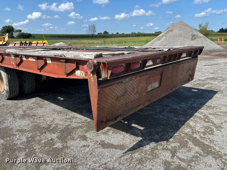 image for item DZ4651 1996 Dakota Mfg. Trail-Eze PDLX20TC31 tilt deck equipment trailer