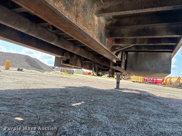 image for item DZ4651 1996 Dakota Mfg. Trail-Eze PDLX20TC31 tilt deck equipment trailer