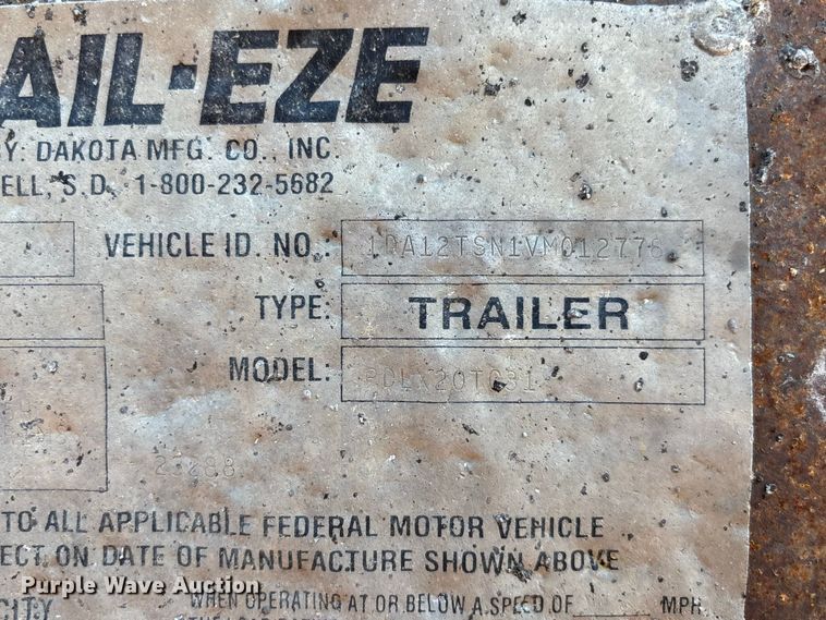 image for item DZ4651 1996 Dakota Mfg. Trail-Eze PDLX20TC31 tilt deck equipment trailer