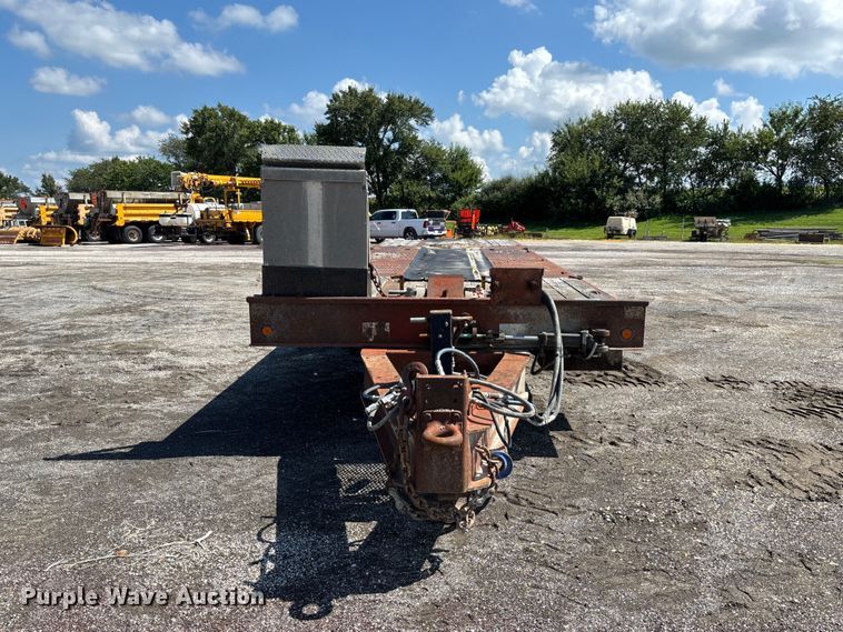image for item DZ4652 1996 Dakota Mfg. Trail-Eze PDLX20TC31 tilt deck equipment trailer