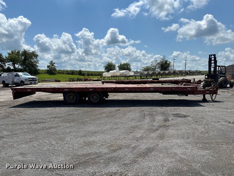 image for item DZ4653 1996 Dakota Mfg. Trail-Eze PDLX20TC31 tilt deck equipment trailer
