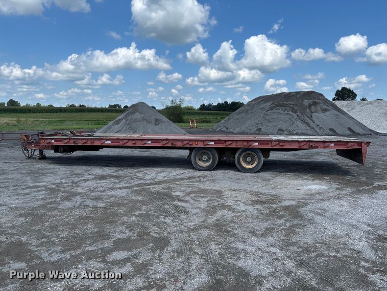 image for item DZ4653 1996 Dakota Mfg. Trail-Eze PDLX20TC31 tilt deck equipment trailer