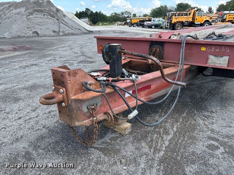 image for item DZ4653 1996 Dakota Mfg. Trail-Eze PDLX20TC31 tilt deck equipment trailer