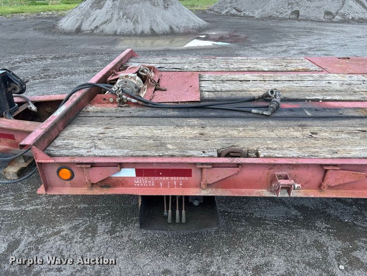 image for item DZ4653 1996 Dakota Mfg. Trail-Eze PDLX20TC31 tilt deck equipment trailer