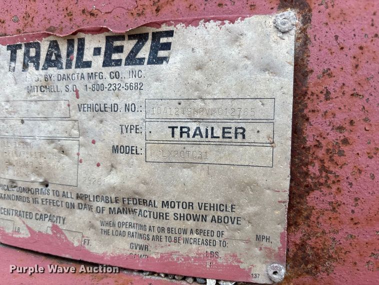 image for item DZ4653 1996 Dakota Mfg. Trail-Eze PDLX20TC31 tilt deck equipment trailer