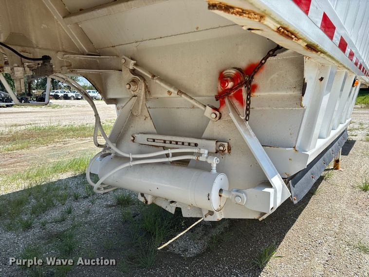 image for item DZ4654 2007 Manac SBD-240 bottom dump trailer