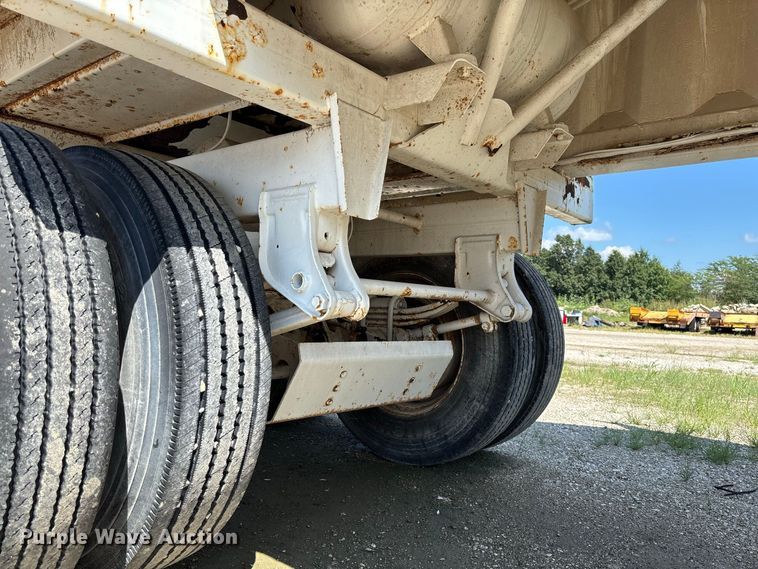 image for item DZ4654 2007 Manac SBD-240 bottom dump trailer