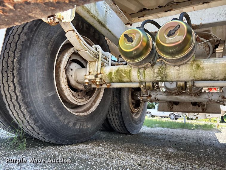 image for item DZ4654 2007 Manac SBD-240 bottom dump trailer