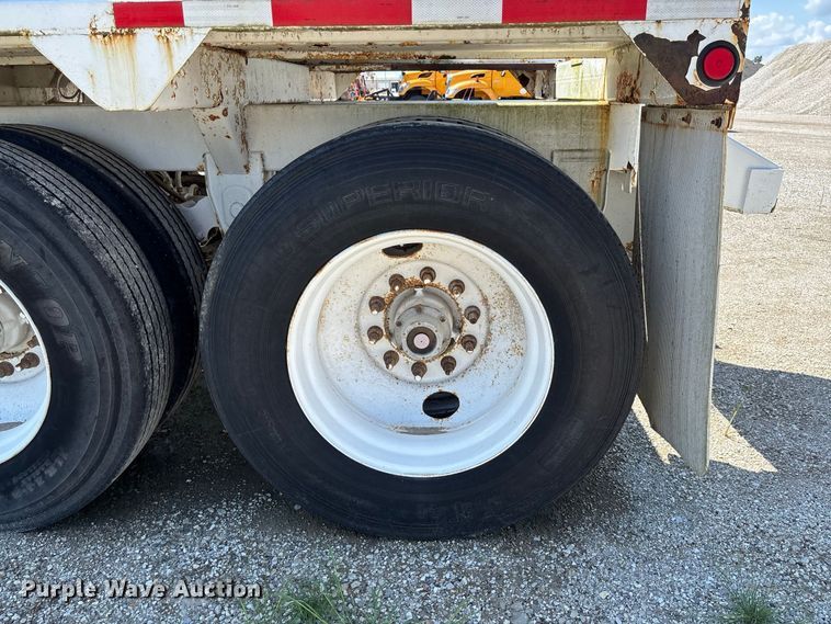 image for item DZ4654 2007 Manac SBD-240 bottom dump trailer