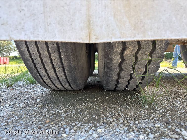 image for item DZ4654 2007 Manac SBD-240 bottom dump trailer