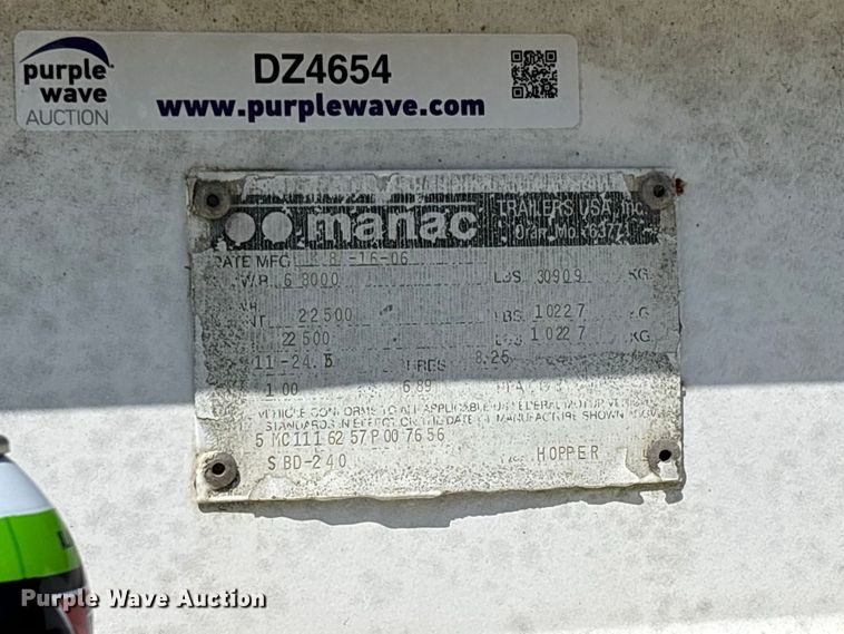 image for item DZ4654 2007 Manac SBD-240 bottom dump trailer