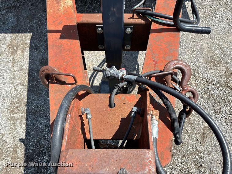 image for item DZ4655 1996 Dakota Mfg. Trail-Eze PDLX20TC31 tilt deck equipment trailer