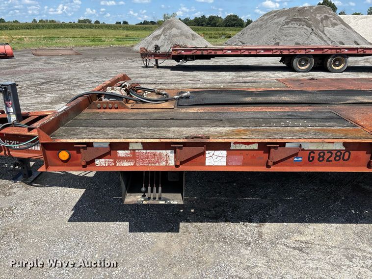 image for item DZ4655 1996 Dakota Mfg. Trail-Eze PDLX20TC31 tilt deck equipment trailer