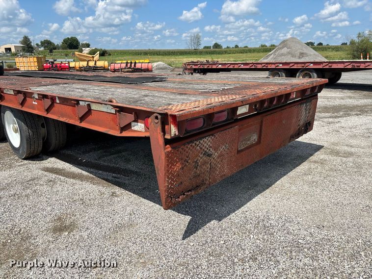 image for item DZ4655 1996 Dakota Mfg. Trail-Eze PDLX20TC31 tilt deck equipment trailer