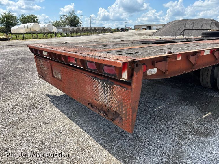 image for item DZ4655 1996 Dakota Mfg. Trail-Eze PDLX20TC31 tilt deck equipment trailer