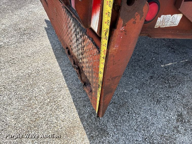 image for item DZ4655 1996 Dakota Mfg. Trail-Eze PDLX20TC31 tilt deck equipment trailer