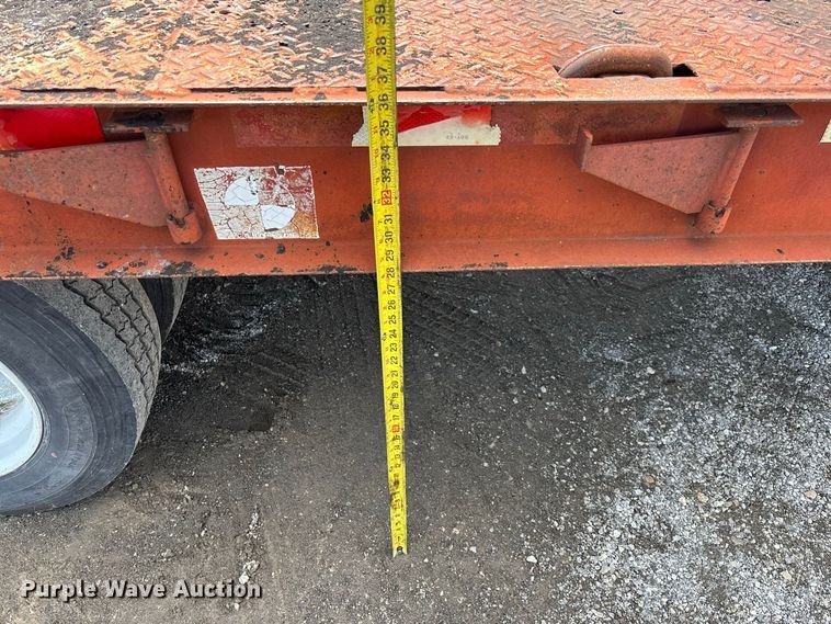 image for item DZ4655 1996 Dakota Mfg. Trail-Eze PDLX20TC31 tilt deck equipment trailer