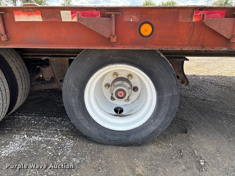 image for item DZ4655 1996 Dakota Mfg. Trail-Eze PDLX20TC31 tilt deck equipment trailer