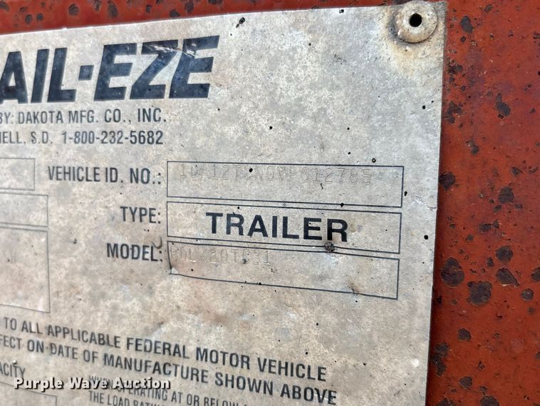 image for item DZ4655 1996 Dakota Mfg. Trail-Eze PDLX20TC31 tilt deck equipment trailer