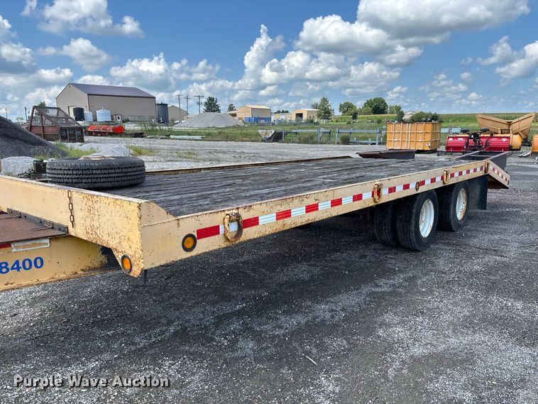 image for item DZ4656 1997 Towmaster 0C-20 equipment trailer
