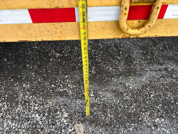 image for item DZ4656 1997 Towmaster 0C-20 equipment trailer