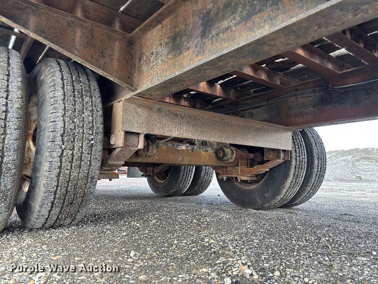 image for item DZ4656 1997 Towmaster 0C-20 equipment trailer