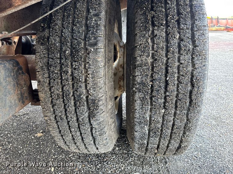 image for item DZ4656 1997 Towmaster 0C-20 equipment trailer