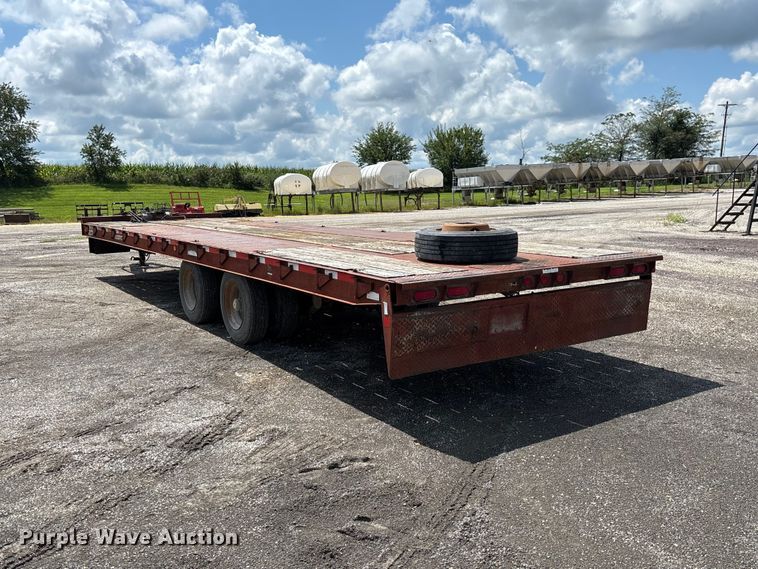 image for item DZ4657 1997 Dakota Mfg. PDLX20TC31 tilt deck equipment trailer