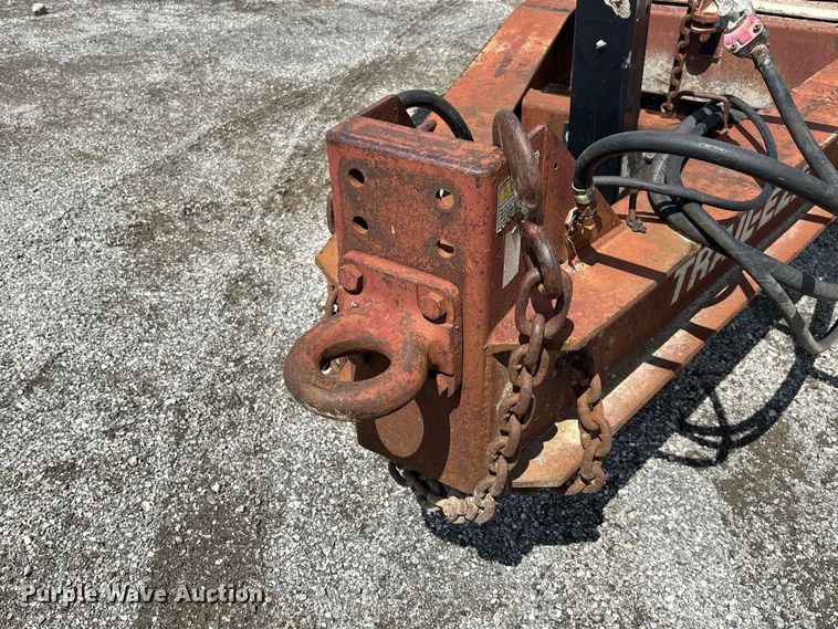 image for item DZ4657 1997 Dakota Mfg. PDLX20TC31 tilt deck equipment trailer