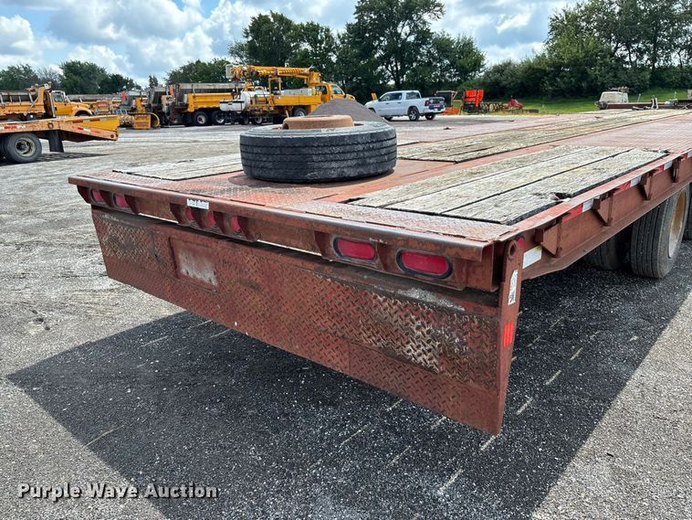 image for item DZ4657 1997 Dakota Mfg. PDLX20TC31 tilt deck equipment trailer
