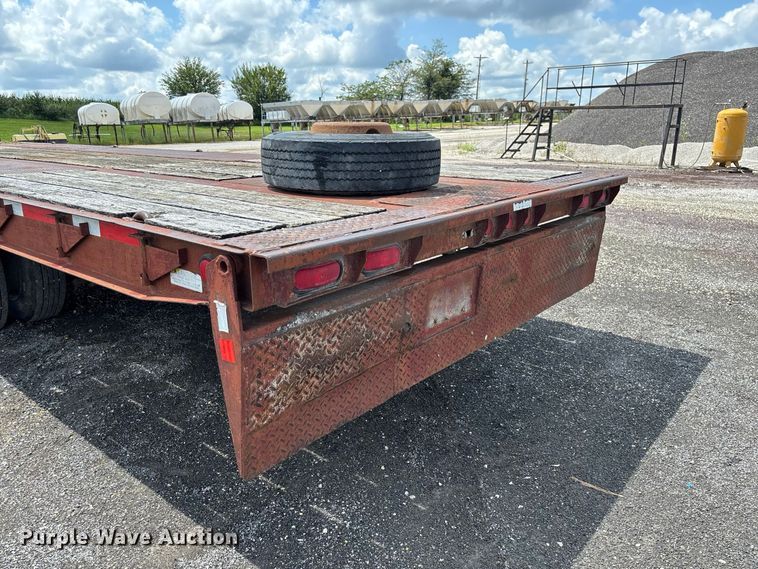 image for item DZ4657 1997 Dakota Mfg. PDLX20TC31 tilt deck equipment trailer