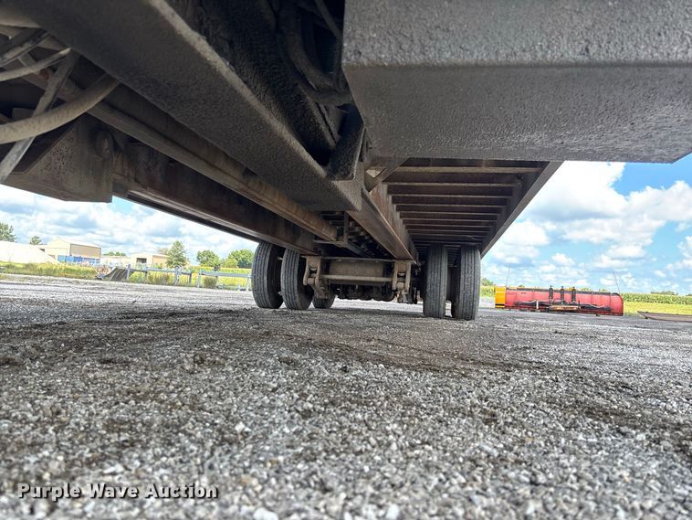 image for item DZ4657 1997 Dakota Mfg. PDLX20TC31 tilt deck equipment trailer
