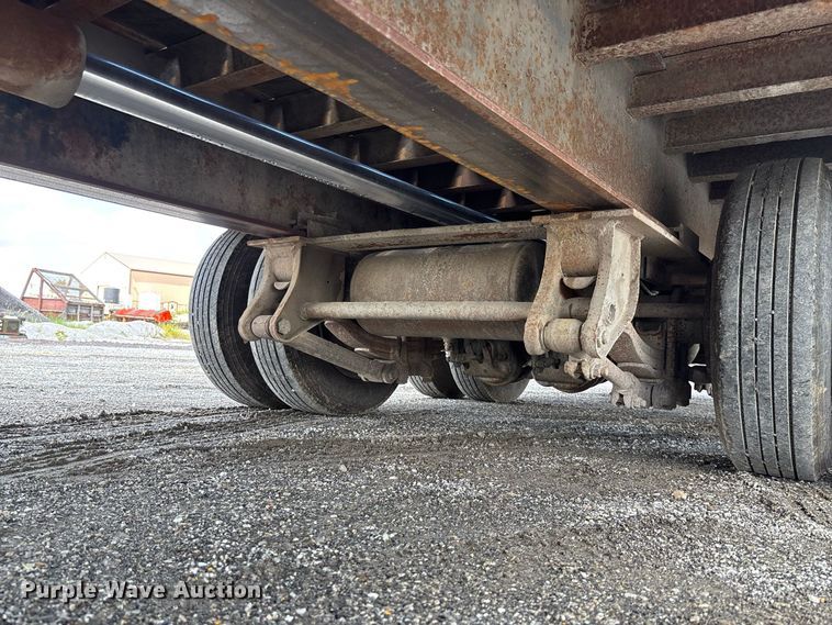 image for item DZ4657 1997 Dakota Mfg. PDLX20TC31 tilt deck equipment trailer