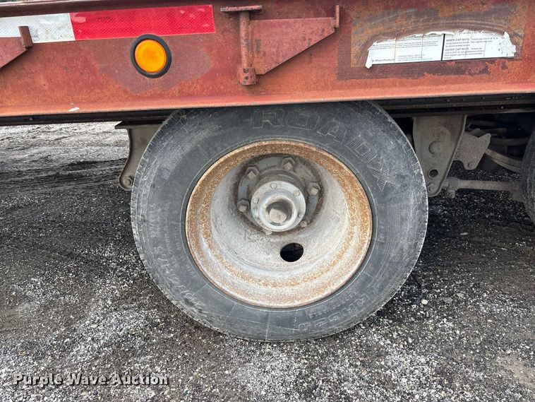 image for item DZ4657 1997 Dakota Mfg. PDLX20TC31 tilt deck equipment trailer