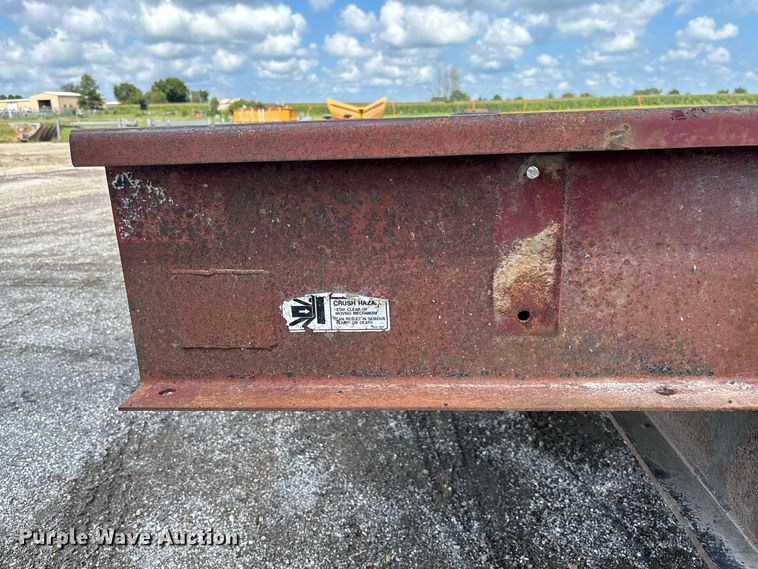 image for item DZ4657 1997 Dakota Mfg. PDLX20TC31 tilt deck equipment trailer