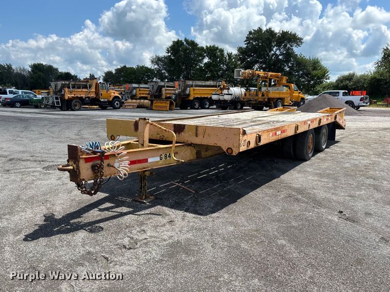 1997 Towmaster 0C-20 equipment trailer
