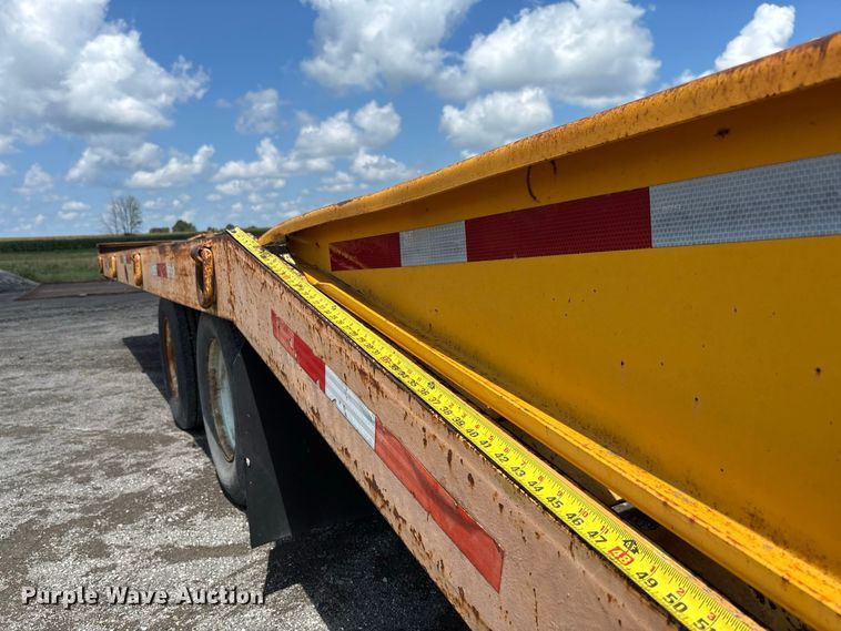 image for item DZ4658 1997 Towmaster 0C-20 equipment trailer