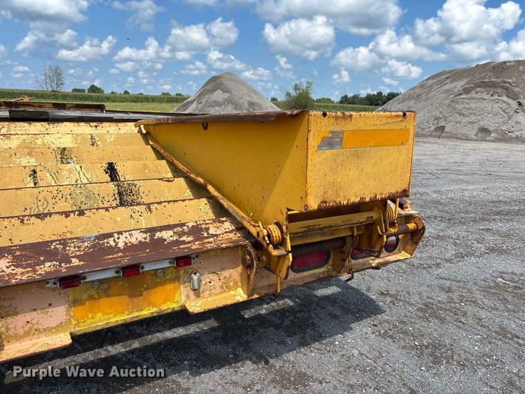 image for item DZ4658 1997 Towmaster 0C-20 equipment trailer