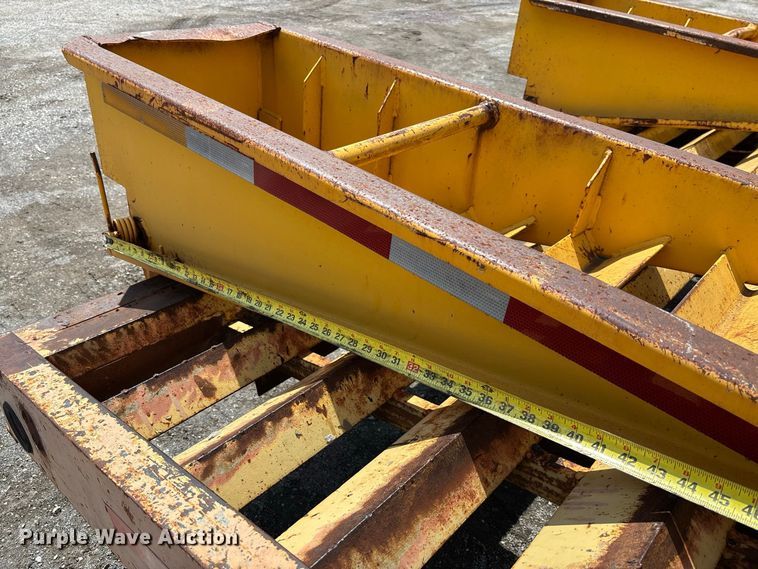 image for item DZ4658 1997 Towmaster 0C-20 equipment trailer