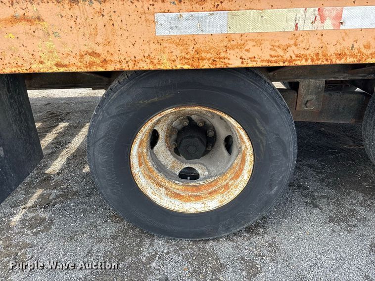 image for item DZ4658 1997 Towmaster 0C-20 equipment trailer