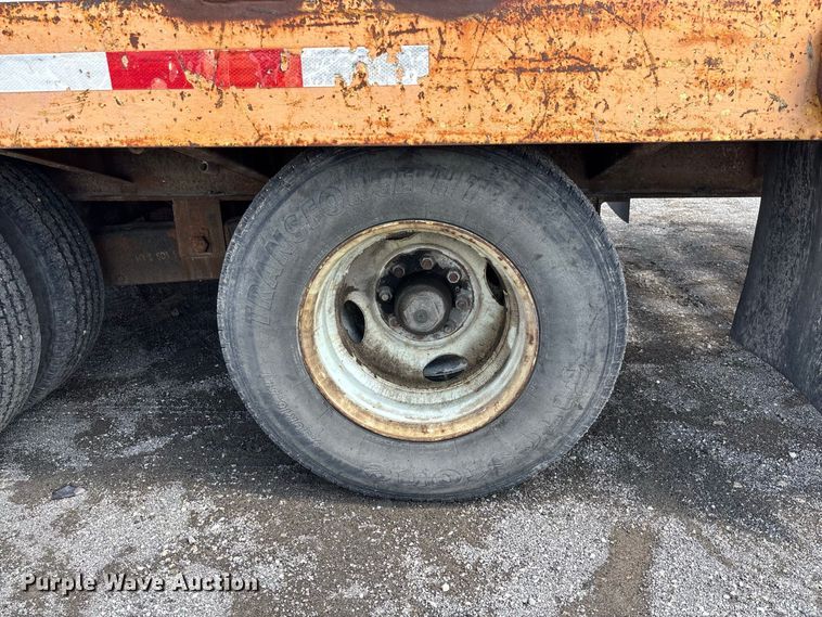 image for item DZ4658 1997 Towmaster 0C-20 equipment trailer